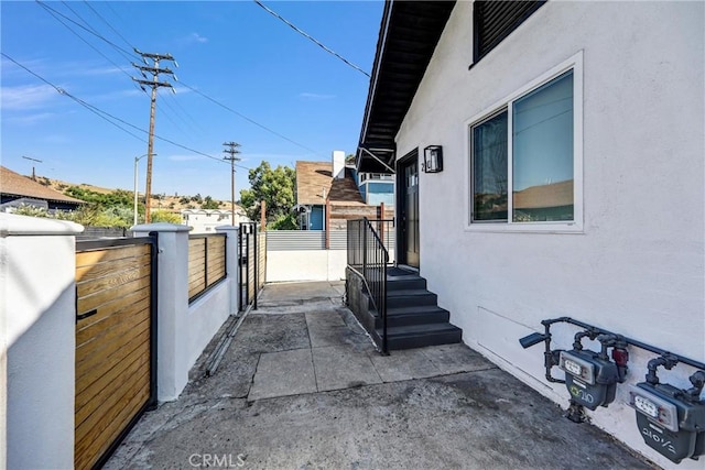 210 Amabel St, Los Angeles, CA 90065 - view of patio / terrace