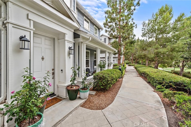 9 Reese Crk, Ladera Ranch, CA 92694 - doorway to property with a porch