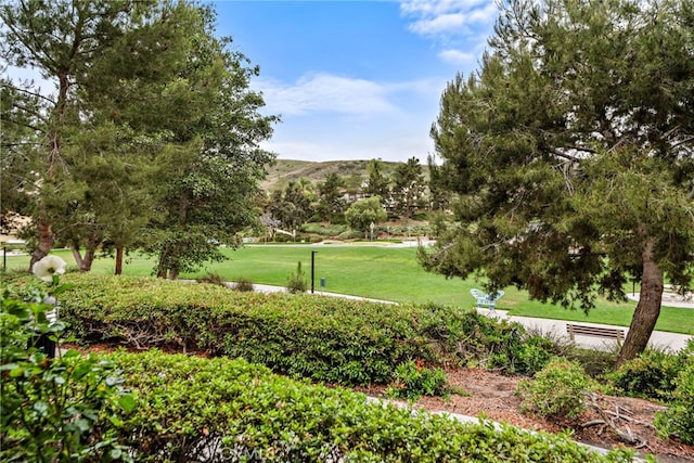 9 Reese Crk, Ladera Ranch, CA 92694 - view of home's community featuring a lawn and a mountain view