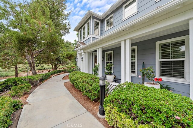 9 Reese Crk, Ladera Ranch, CA 92694 - view of home's exterior featuring covered porch