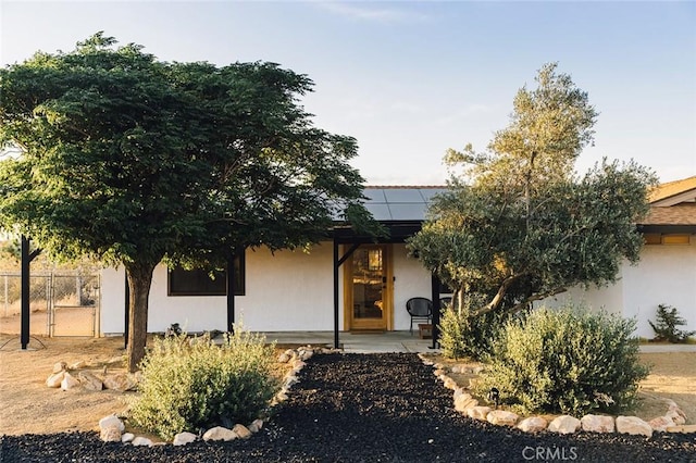 58250 Sierra Vista Dr, Yucca Valley, CA 92284 - view of front of property featuring stucco siding