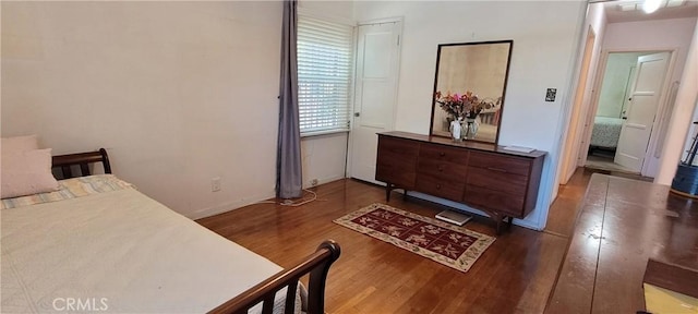 1623 S Sycamore Ave, Los Angeles, CA 90019 - bedroom featuring wood finished floors