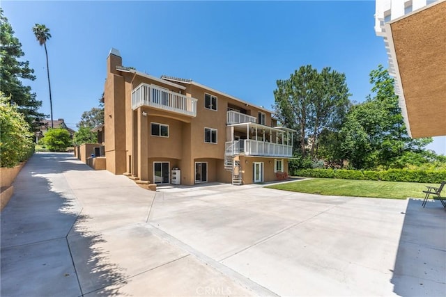 1377 Knoll Rd, Redlands, CA 92373 - view of building exterior