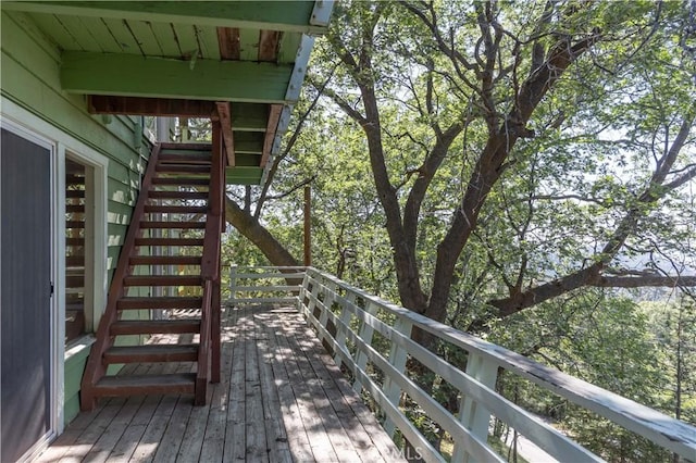1268 Aleutian Dr, Lake Arrowhead, CA 92352 - deck featuring stairway