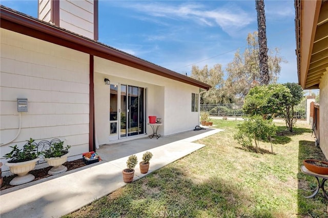 41555 Avenida De La Reina, Temecula, CA 92592 - view of yard with a patio area