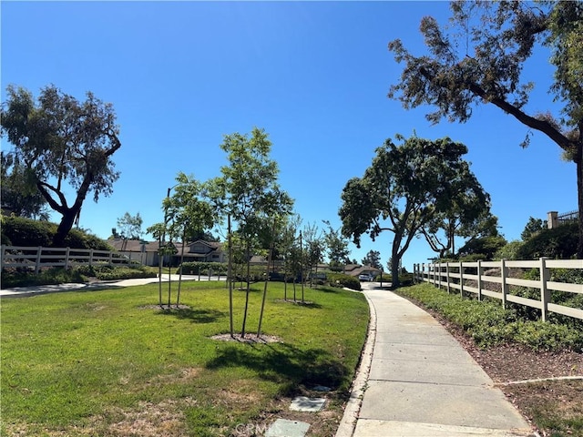 41555 Avenida De La Reina, Temecula, CA 92592 - view of home's community