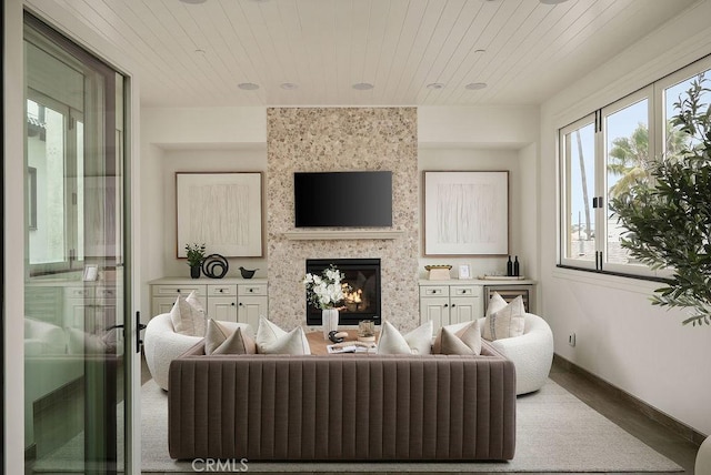 4121/2 Goldenrod Ave, Corona Del Mar, CA 92625 - photo 2