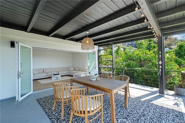 1923 Hollyvista, Los Angeles, CA 90027 - view of patio / terrace