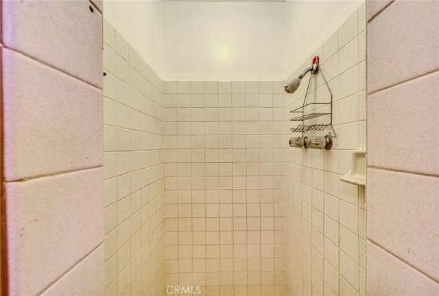 503 California Ave, Needles, CA 92363 - bathroom view of a tile shower
