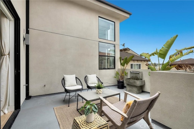 2004 Grant Ave Unit B, Redondo Beach, CA 90278 - balcony with an outdoor living space