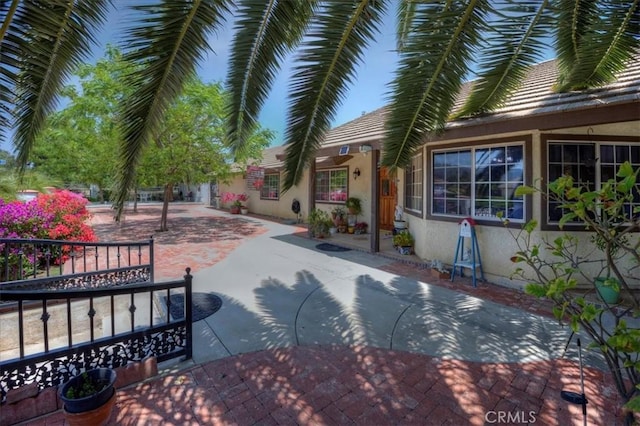 21332 Silver Spur Ln, Wildomar, CA 92595 - view of patio