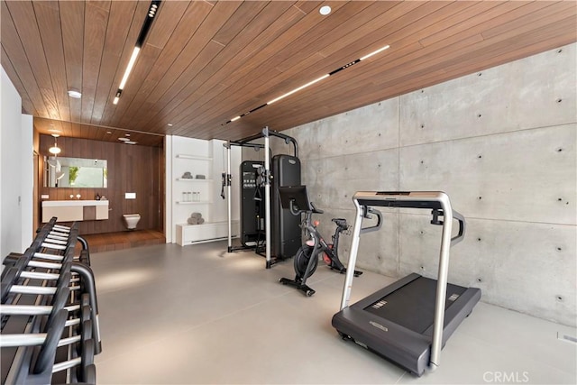 2460 Monaco Dr, Laguna Beach, CA 92651 - exercise room featuring wood ceiling