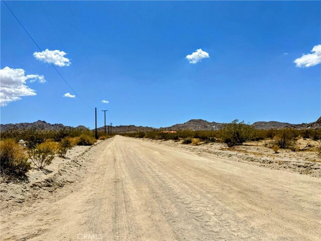 5 Sunfair Rd, Joshua Tree, CA 92252