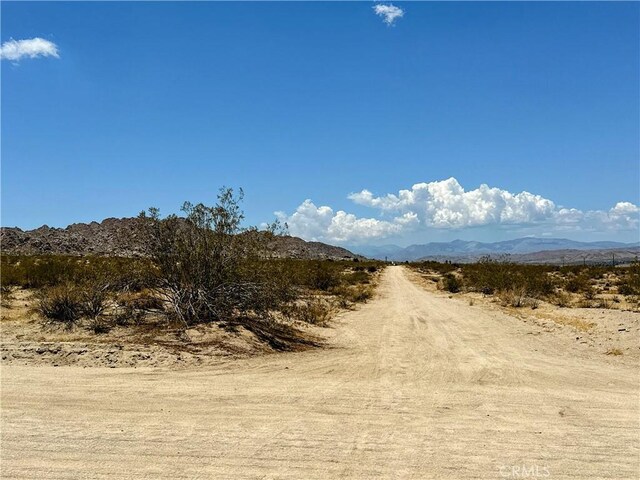 5 Sunfair Rd, Joshua Tree, CA 92252