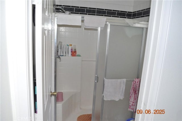 11584 Oak St, Apple Valley, CA 92308 - bathroom featuring a stall shower