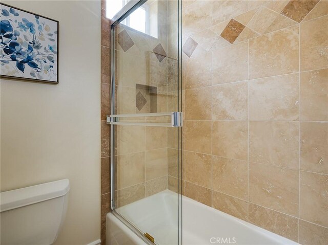 120 Via Alameda, Redondo Beach, CA 90277 - bathroom featuring toilet and enclosed tub / shower combo