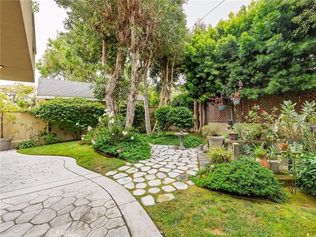 120 Via Alameda, Redondo Beach, CA 90277 - view of yard with a patio