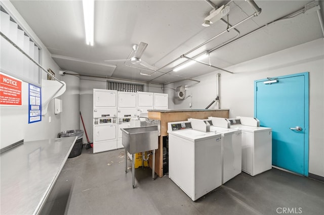 100 Atlantic Ave Unit 202, Long Beach, CA 90802 - shared laundry with stacked washer / drying machine and washing machine and clothes dryer