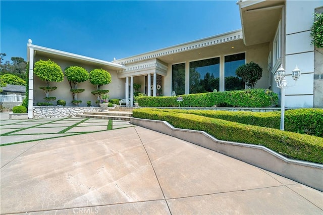 15850 Arbela Dr, Whittier, CA 90603 - view of patio