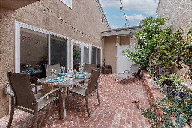 64 Seacrest Ct, Long Beach, CA 90803 - view of patio / terrace featuring outdoor dining area