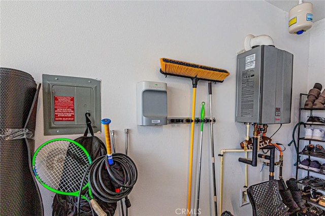 20754 W Bur Oak Cir, Porter Ranch, CA 91326 - utilities featuring tankless water heater