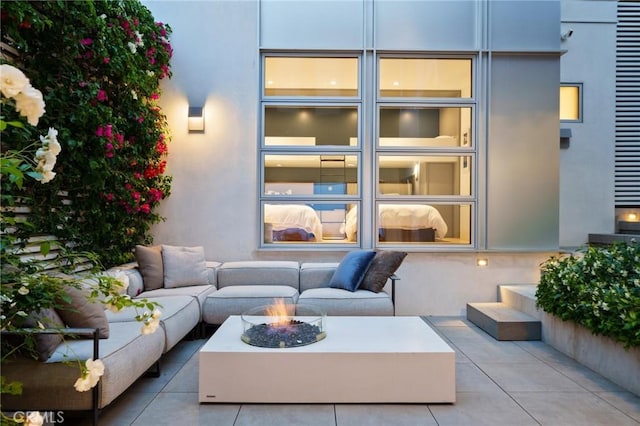 2517 Iris Way, Laguna Beach, CA 92651 - view of patio with an outdoor living space with a fire pit