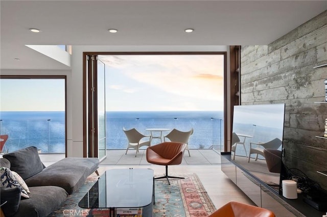 2517 Iris Way, Laguna Beach, CA 92651 - living room with light wood-style floors