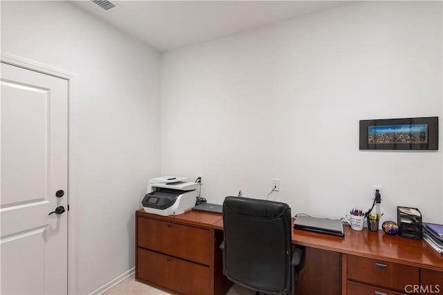 34901 Limecrest Pl, Murrieta, CA 92563 - office space with baseboards