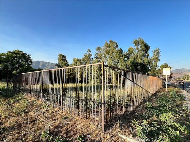1040 W 48th St, San Bernardino, CA 92407