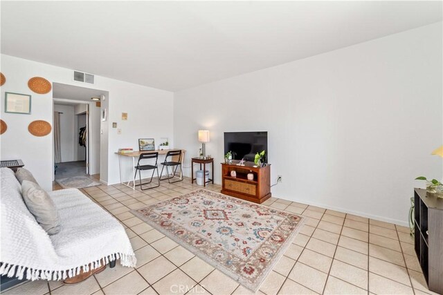 910 W 26th St Unit 3, San Pedro, CA 90731 - living area with light tile patterned floors