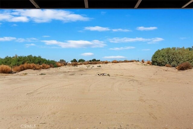 35010 Cedar Rd, Barstow, CA 92311 - view of yard