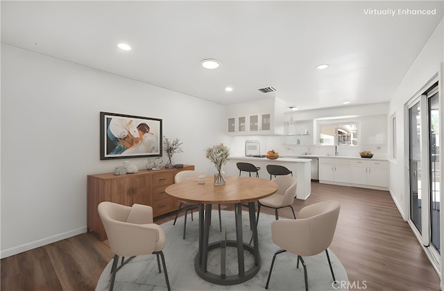 3221 W Jacinto View Rd, Banning, CA 92220 - dining room featuring wood finished floors, recessed lighting, and baseboards