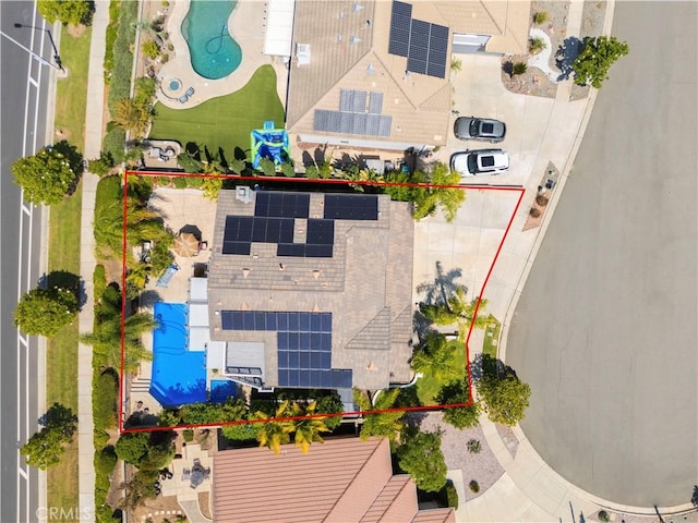 1555 Lupine Cir, Corona, CA 92881 - aerial view of property's location with a pool and property boundaries highlighted