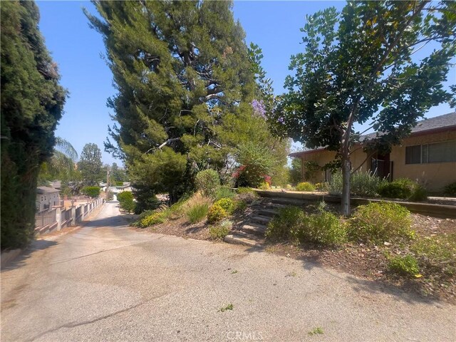 9909 Helen Ave, Sunland, CA 91040 - photo 34