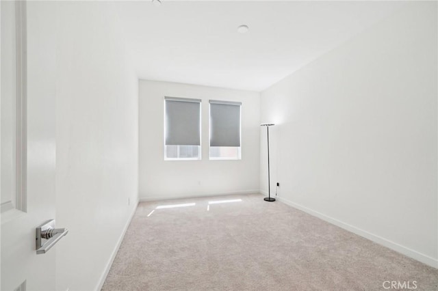 16773 Grapefruit Ln, Fontana, CA 92336 - carpeted empty room featuring baseboards
