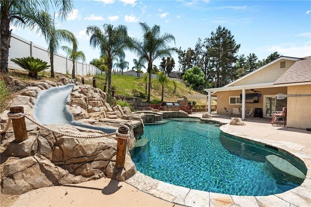 30369 Colina Verde St, Temecula, CA 92592 - view of swimming pool with ceiling fan, an in-ground hot tub, and a patio