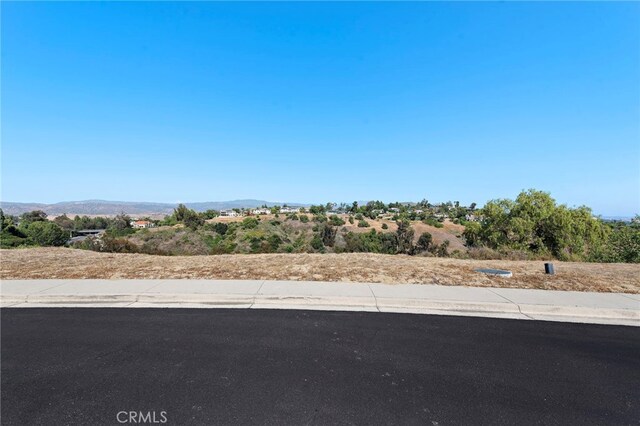 10192 Saint Cloud Ln, North Tustin, CA 92705 - photo 16