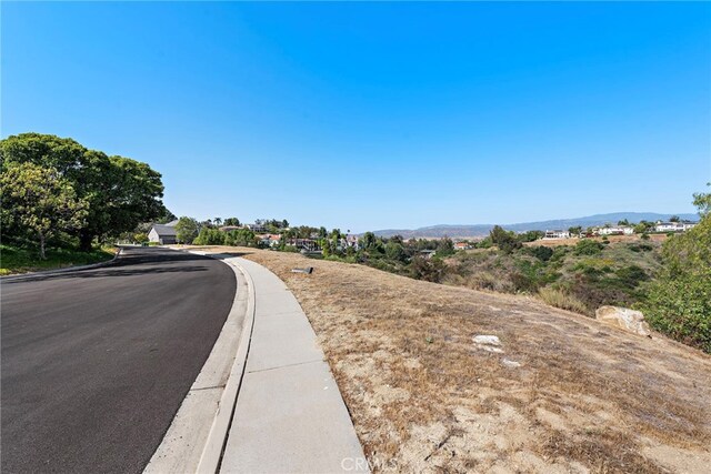 10192 Saint Cloud Ln, North Tustin, CA 92705 - photo 23