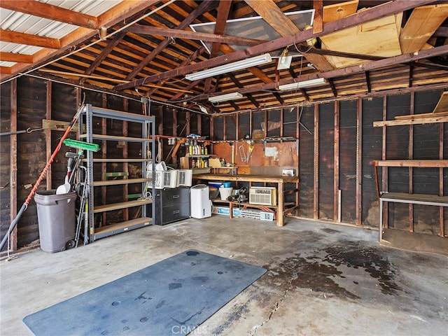 517 N Avon St, Burbank, CA 91505 - view of garage