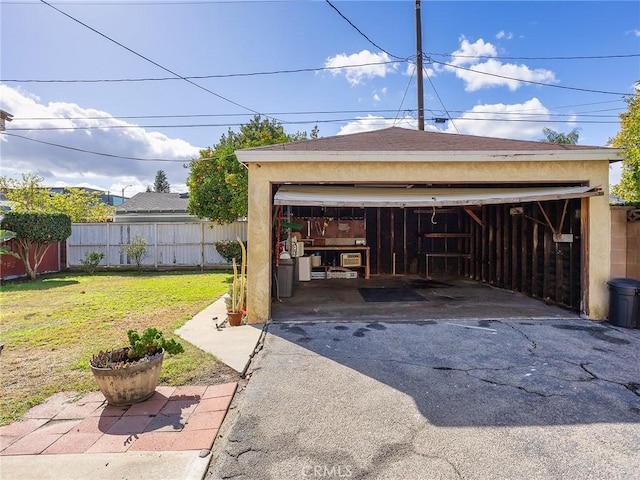 517 N Avon St, Burbank, CA 91505 - view of detached garage