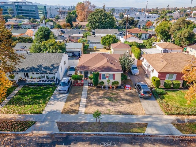 517 N Avon St, Burbank, CA 91505 - aerial perspective of suburban area