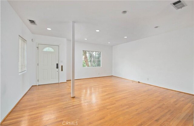 17420 Collins St, Encino, CA 91316 - photo 9