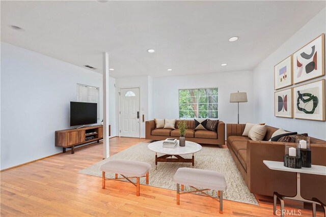17420 Collins St, Encino, CA 91316 - photo 3
