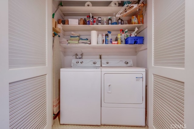 2209 W 25th St Unit 2, San Pedro, CA 90732 - washroom with washer and dryer