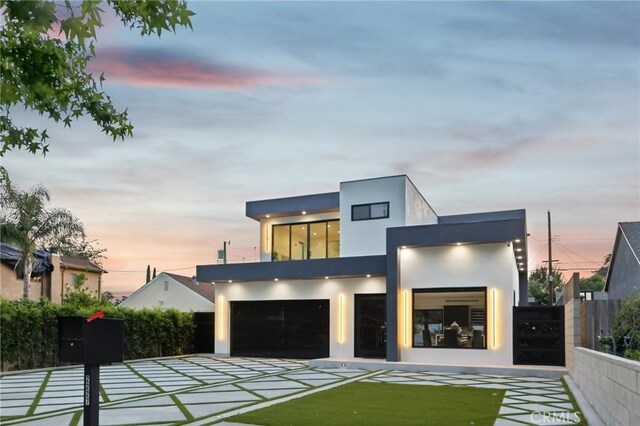2227 N Lamer St, Burbank, CA 91504 - contemporary house featuring stucco siding
