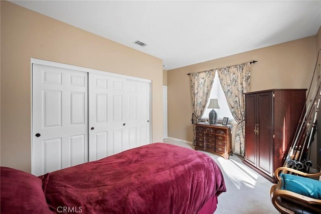 3262 Bluebird Cir, Simi Valley, CA 93063 - bedroom with carpet flooring and a closet