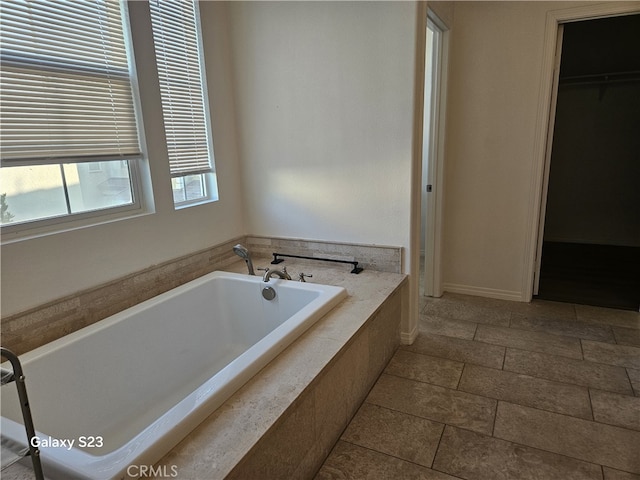 345 W Saint Andrews St, Ontario, CA 91762 - full bath featuring a garden tub and a walk in closet