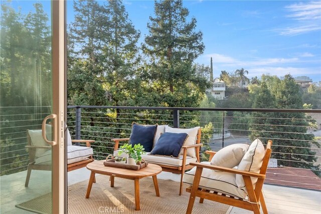 5166 Marmol Dr, Woodland Hills, CA 91364 - photo 5