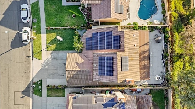 938 Amherst St, Corona, CA 92880 - view of subject property featuring a pool area