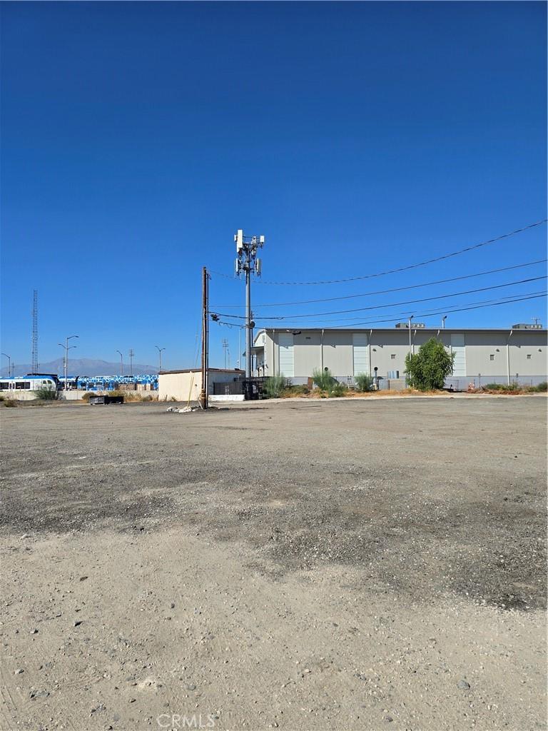 340 N I, San Bernardino, CA 92410 - photo 3